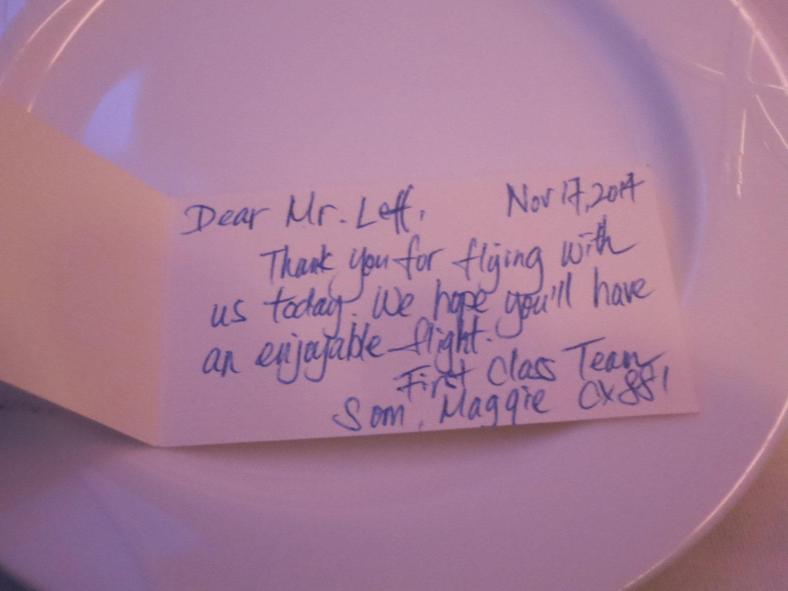 Passengers Tossing Flight Attendant Thank You Notes Should Cabin Crew Even Bother View From
