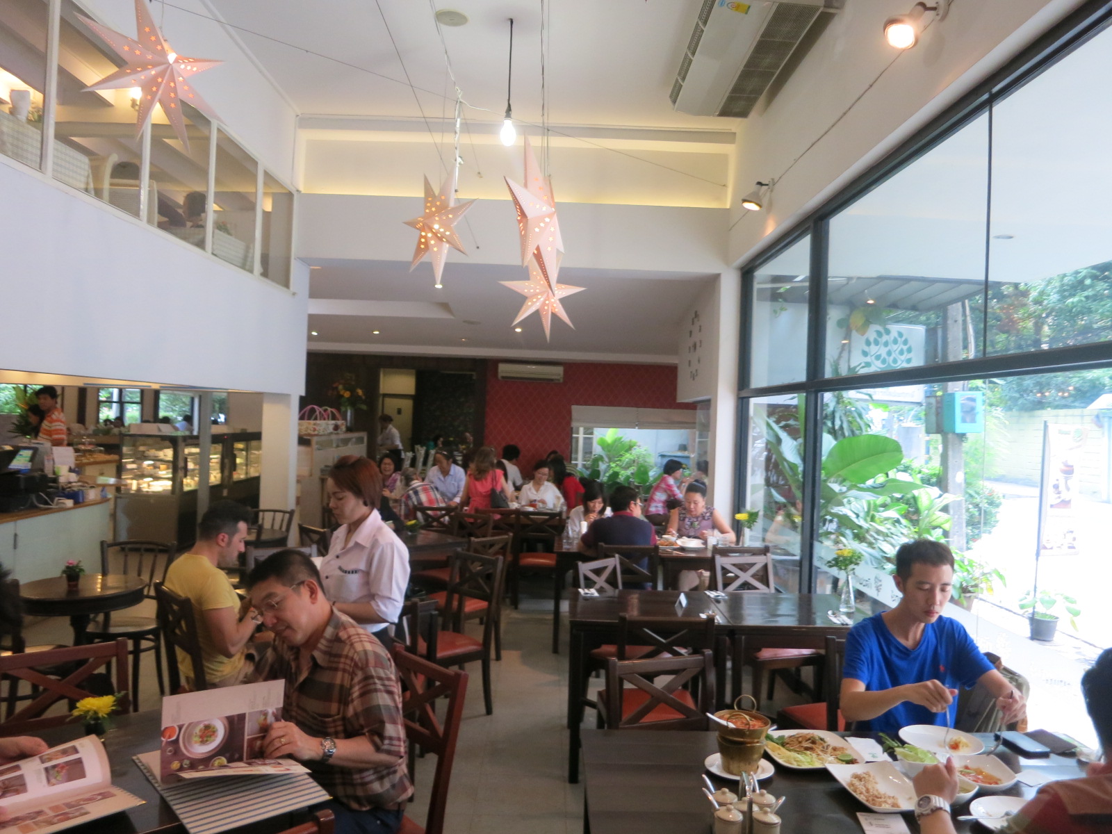 kalpapruek restaurant serves bangkok street food
