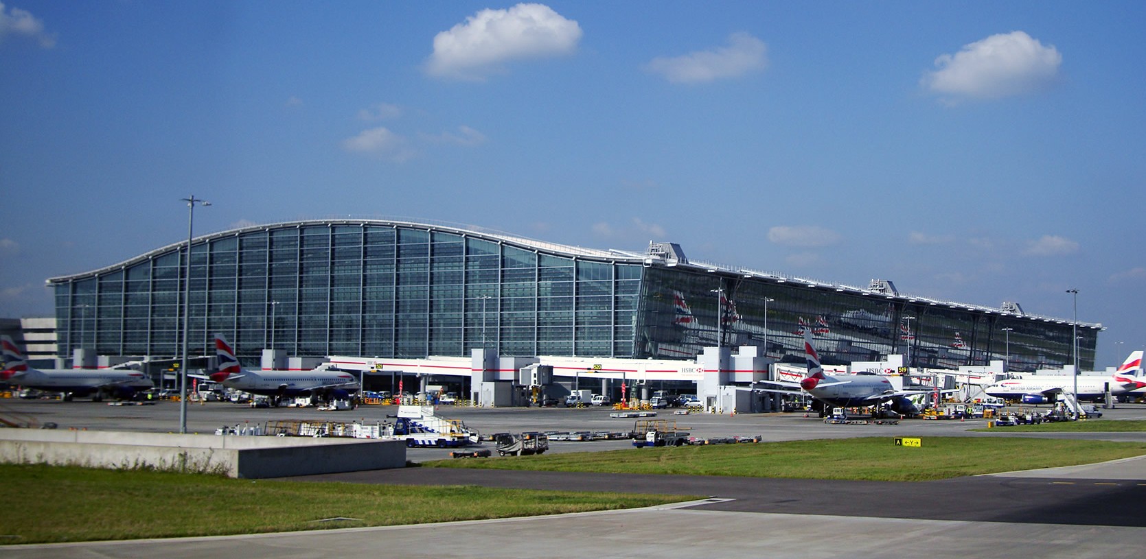 Aeroflot Forced To Forfeit London Heathrow Slots Permanently