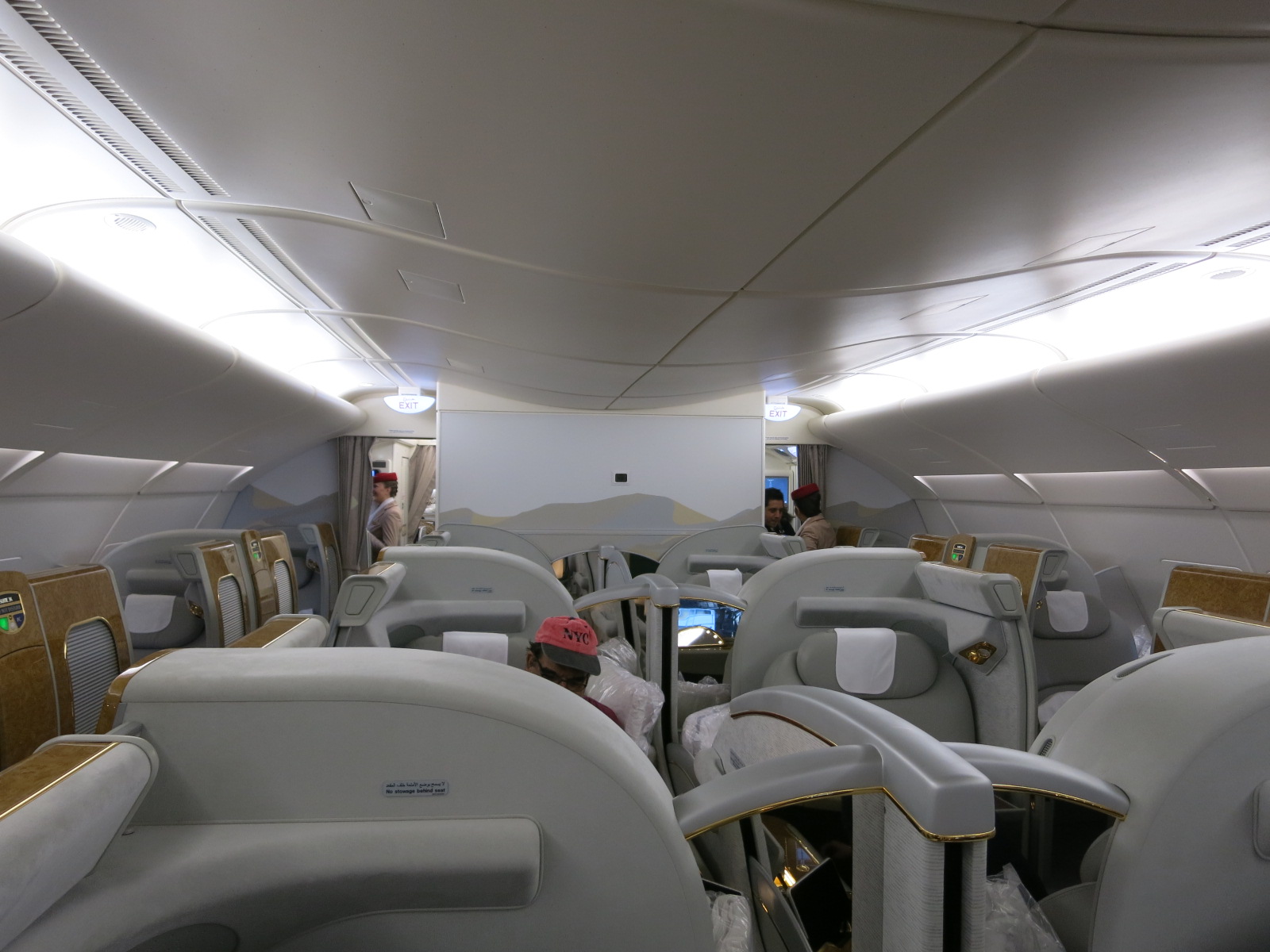 Emirates First Class A380 Houston - Dubai cabin