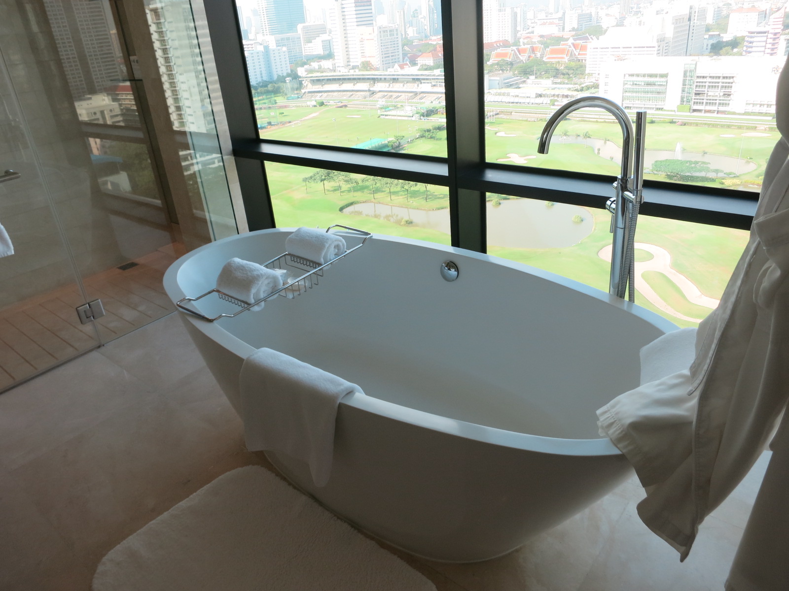 St. Regis Bangkok hotel Caroline Astor Suite bathroom tub