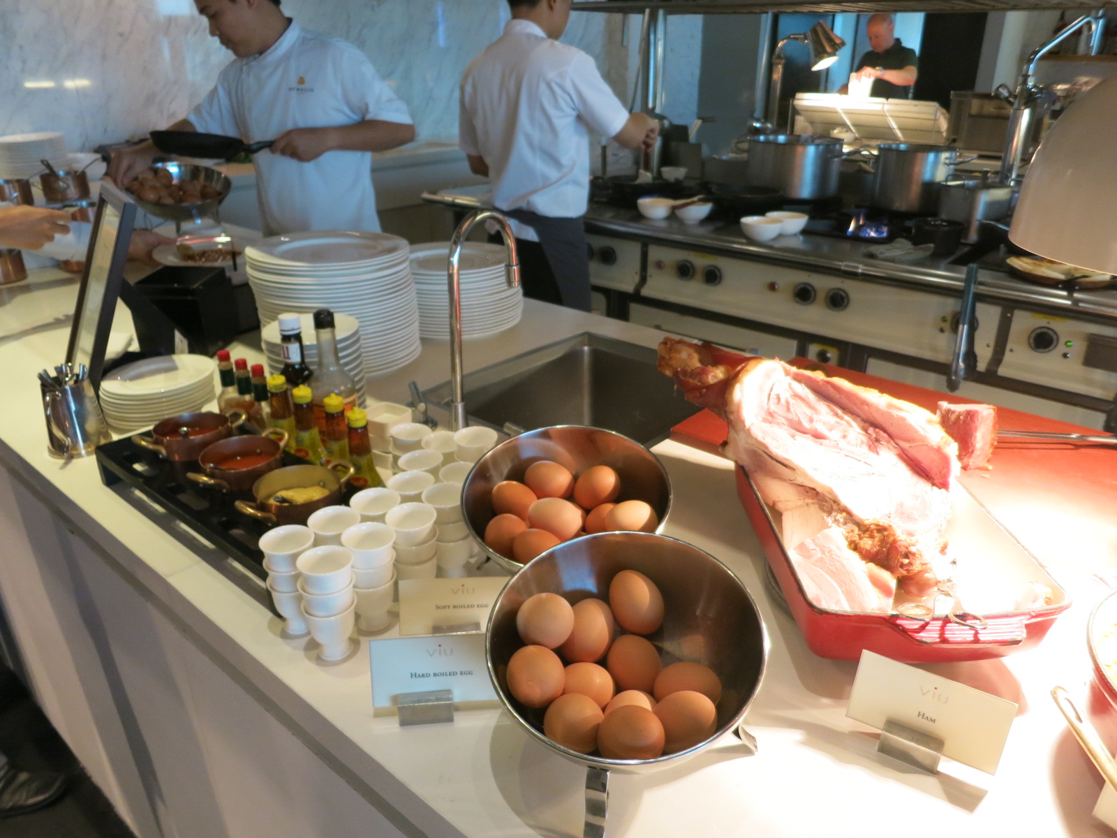 St. Regis Bangkok hotel breakfast buffet omelet station
