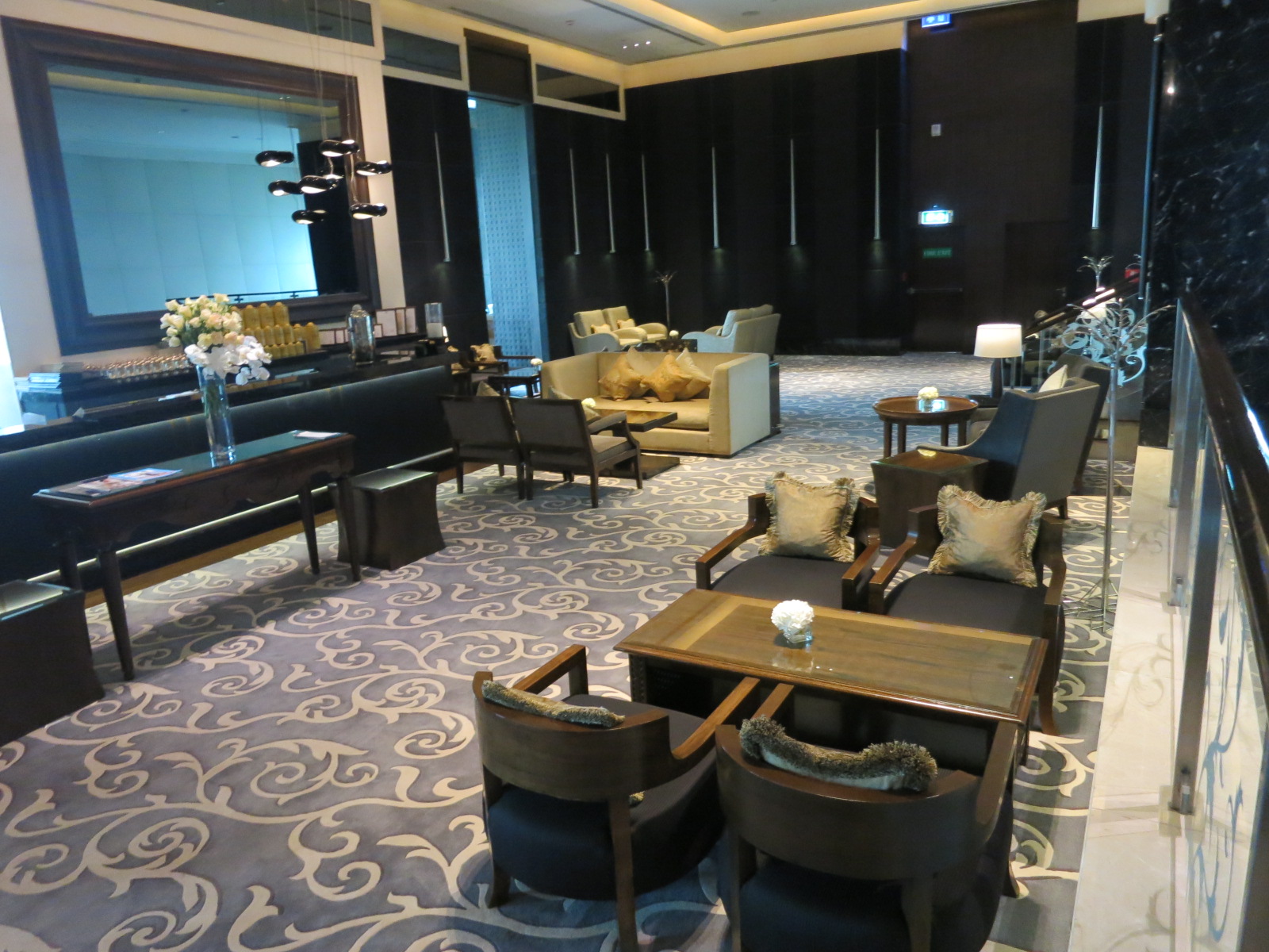 St. Regis Bangkok hotel lobby bar seating