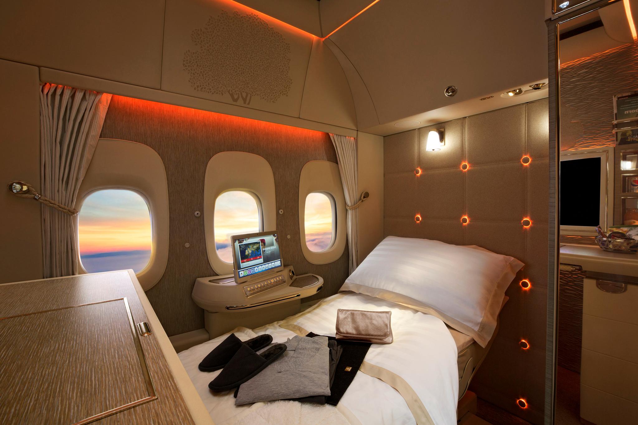Emirates Eliminating First Class From Boeing 777 200lr Fleet