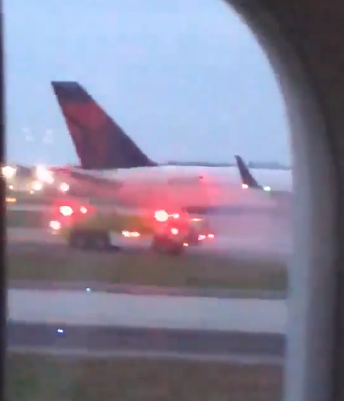 Delta Plane Catches Fire Upon Landing in Atlanta - View from the Wing