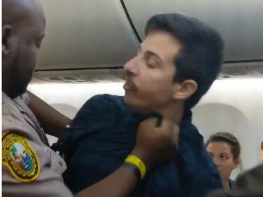 police tasing man on flight