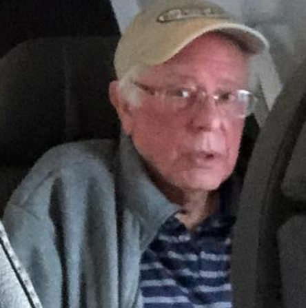 Bernie Sanders Caught Flying First Class - View from the Wing