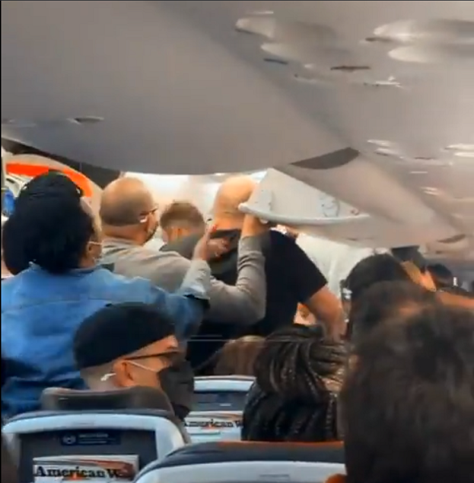 American Airlines Passengers Brawl Over Who Gets Off Their Plane First