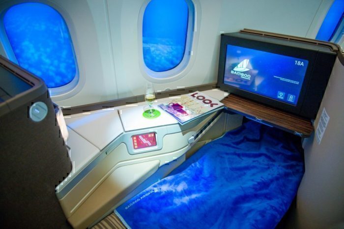 bamboo airways business class seat boeing 787