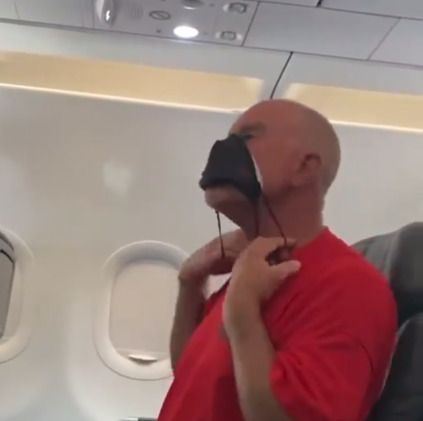 Airline Tells Authorities To Shove It, They Won’t Enforce Mask Mandate Anymore [Roundup]