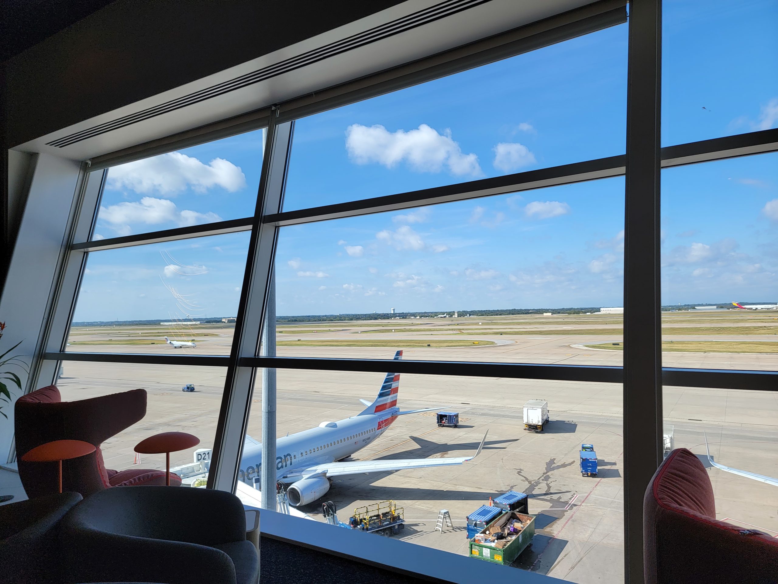 capital one lounge dfw airport views