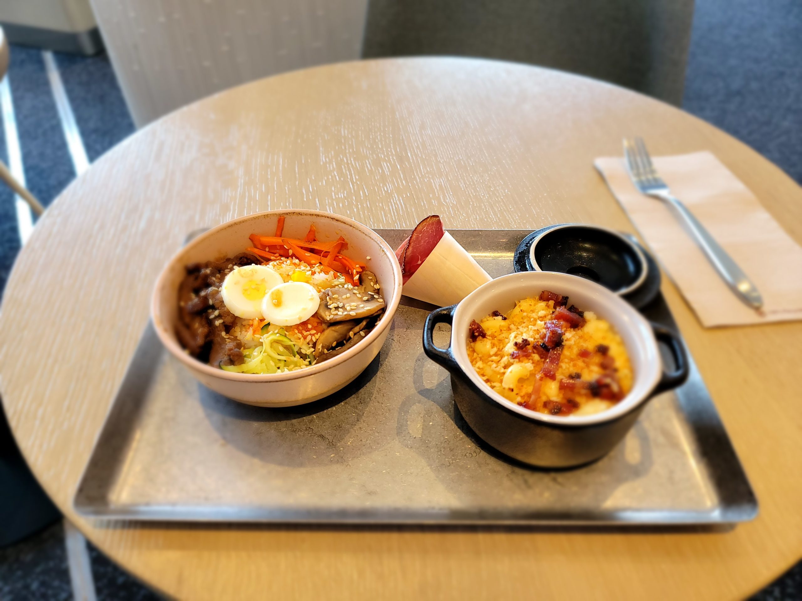 capital one lounge dfw airport bibimbap and mac and cheese