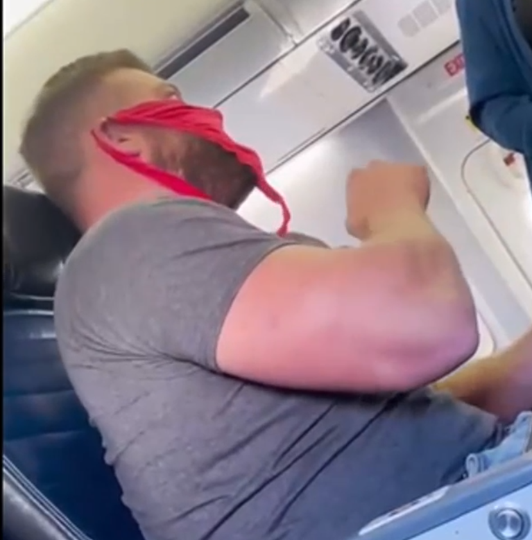 Man Wearing Women's Underwear As A Face Mask Booted Off United Airlines