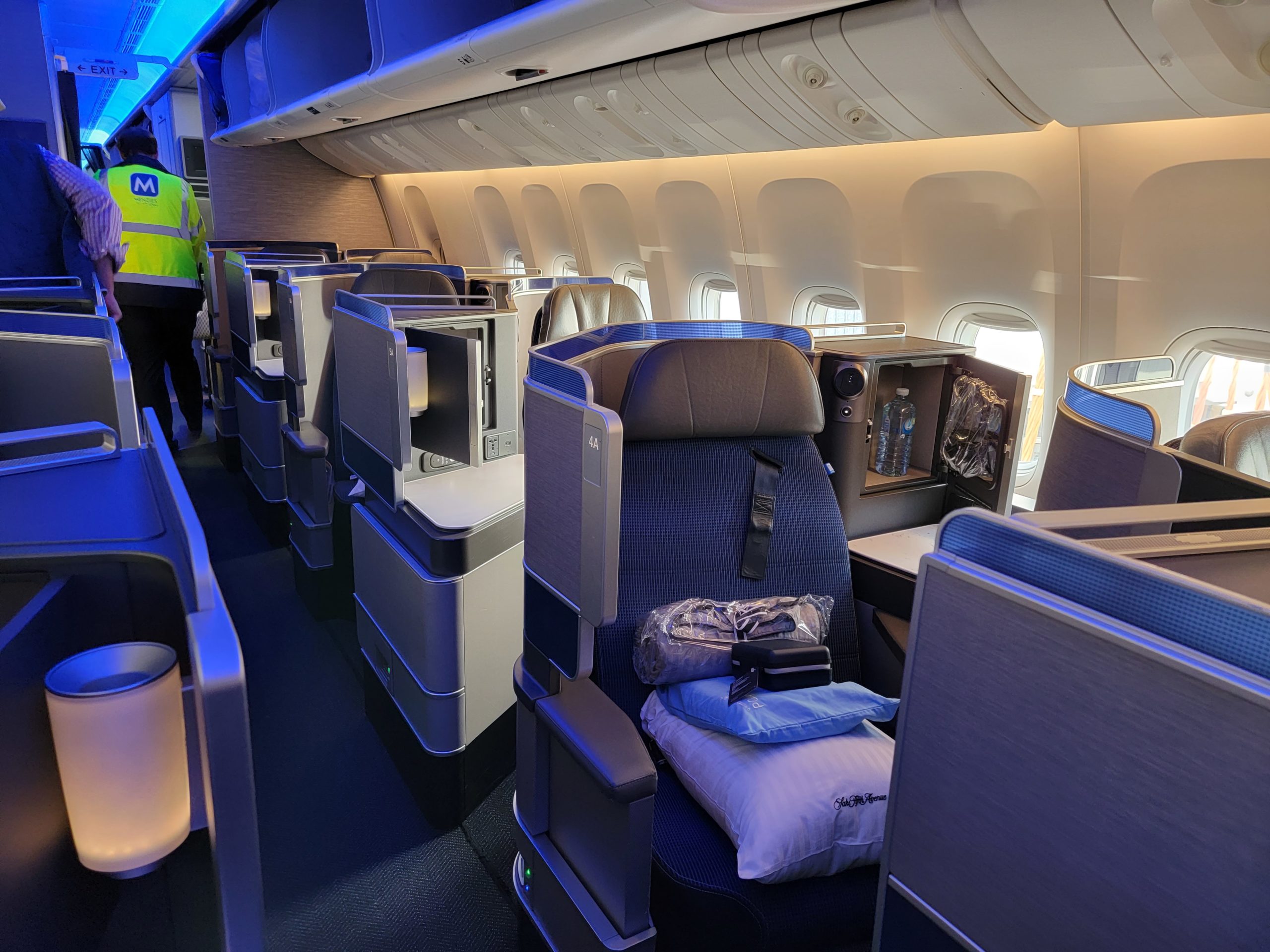 viewfromthewing.com - Gary Leff - United Airlines Is Letting Customers Test New Business Class Suites With Doors