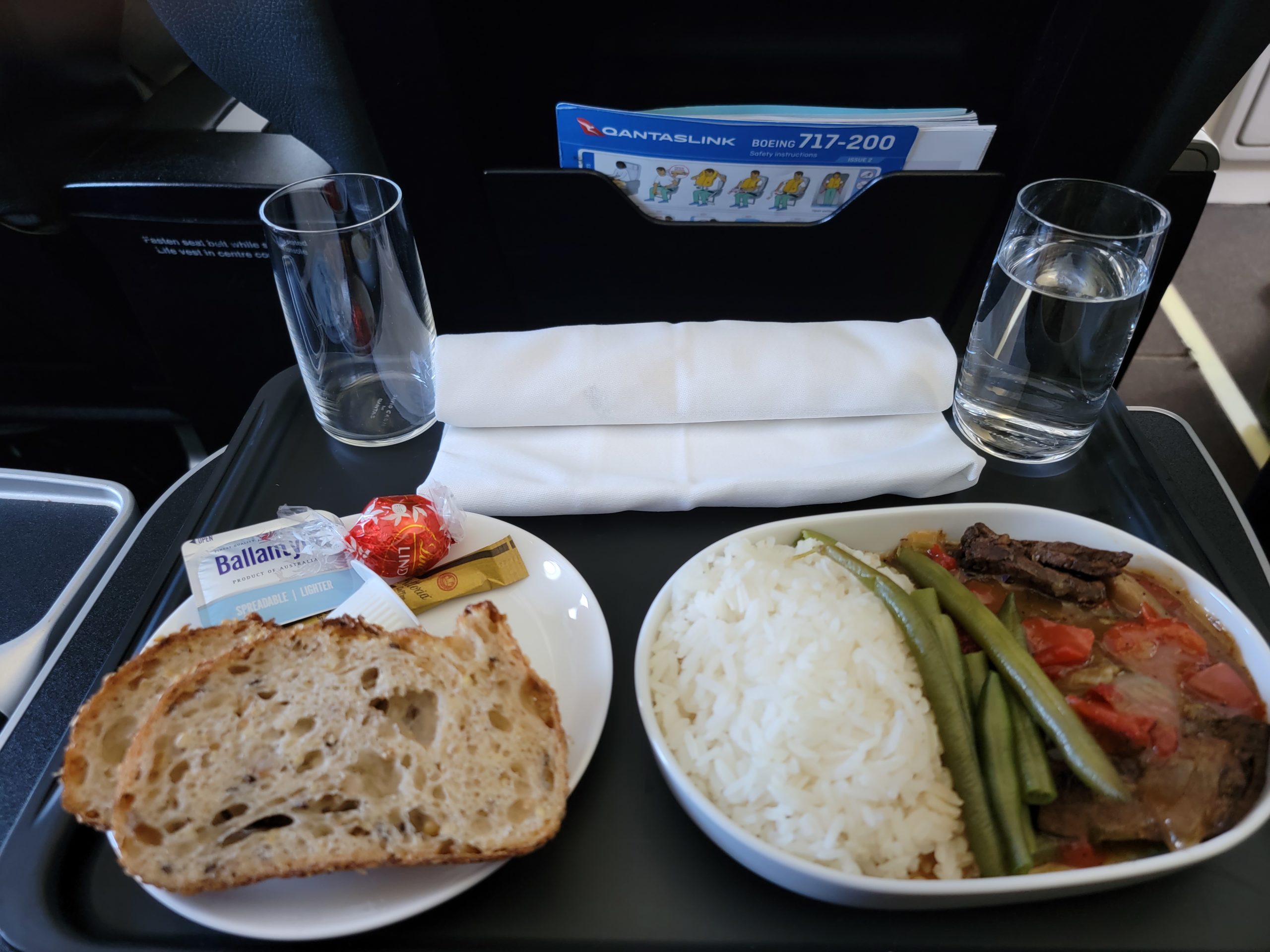 Review: Qantas Business Class, Gold Coast - Sydney - View from the Wing