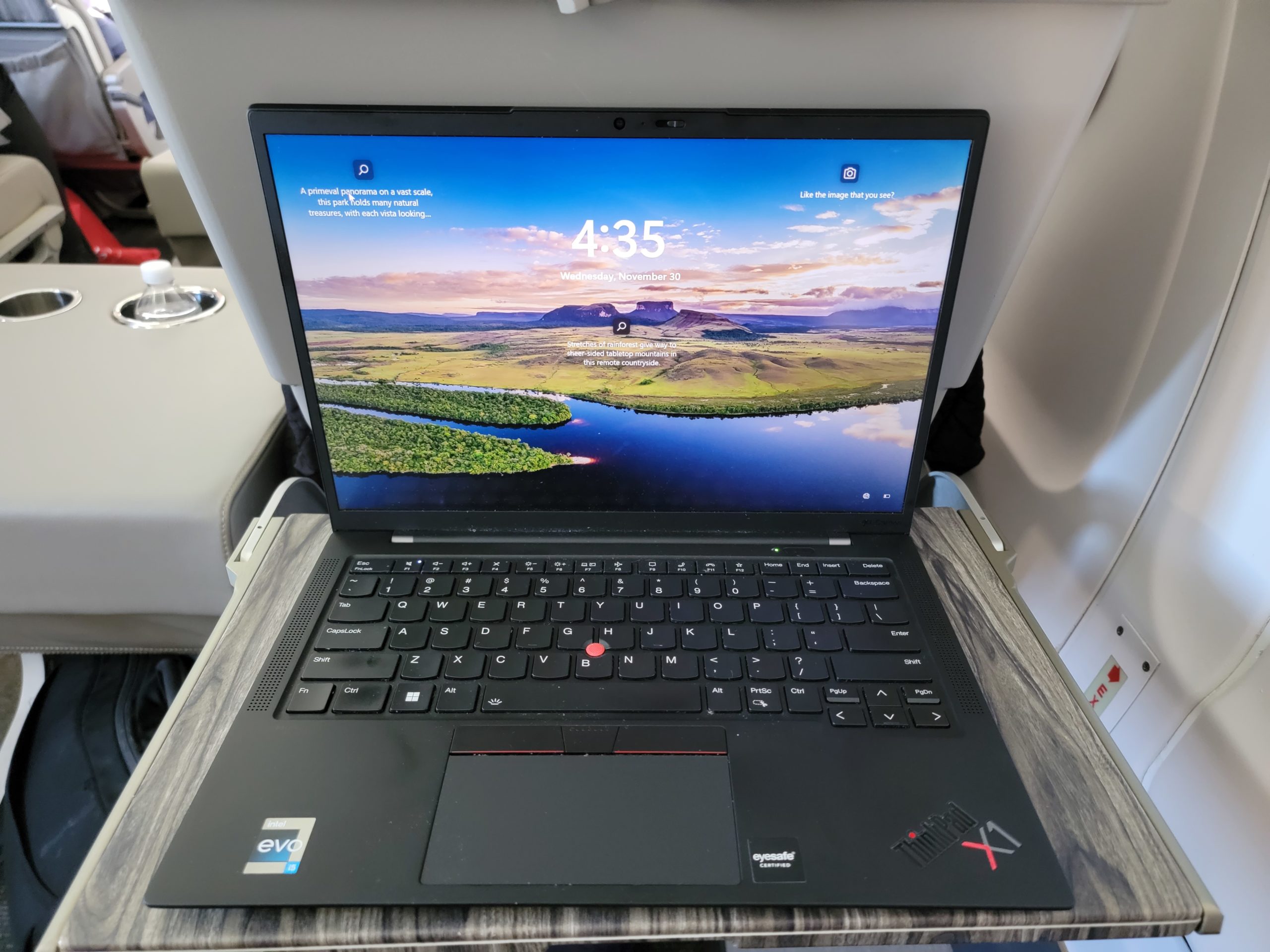 United Flight Diverts To Ireland After Business Class Passenger's Laptop Gets Stuck