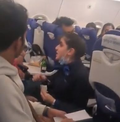 Flight Attendant Yells At Passenger: "I Am Not Your Servant!" After Airline Fail..