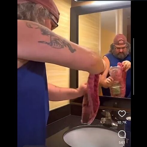 Greatest Hotel Guest Of All Time Cooks Baby Back Ribs In The Bathroom