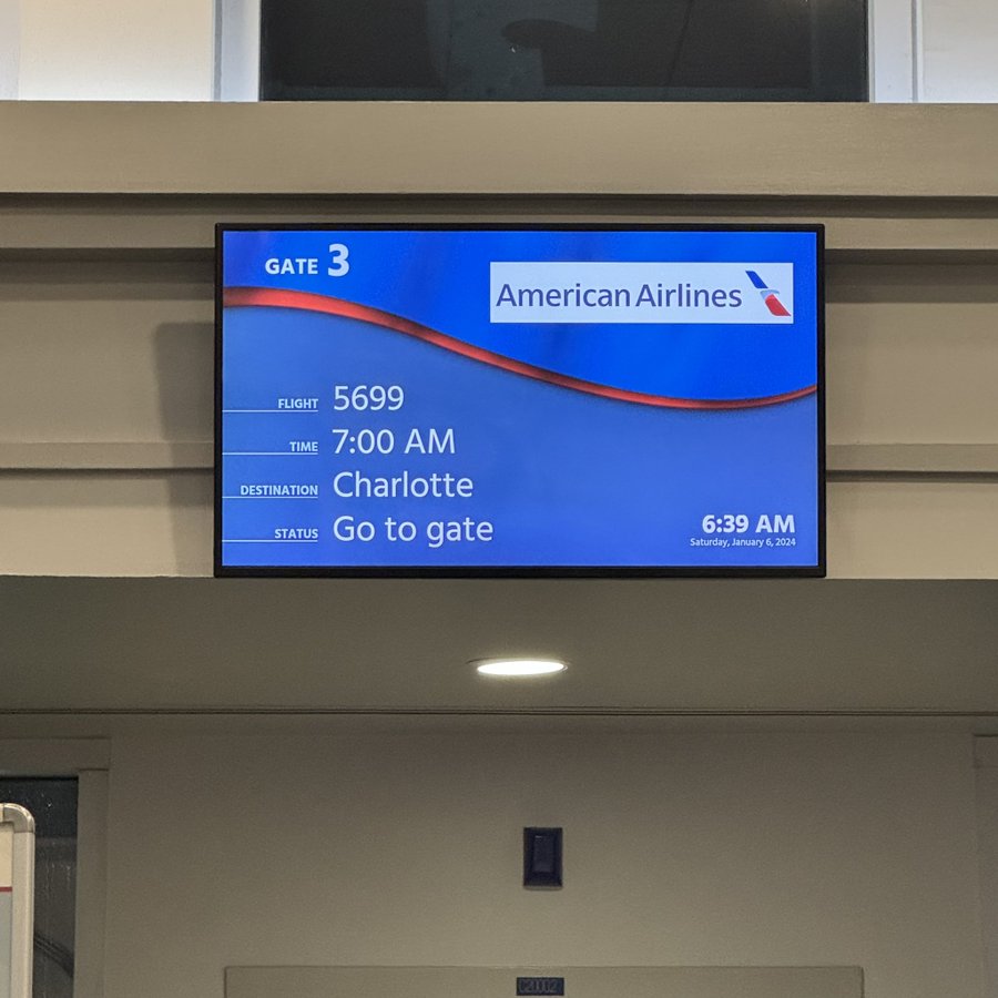 American Airlines Gate Agent's Bold Bluff: I'll Cancel This Flight ...