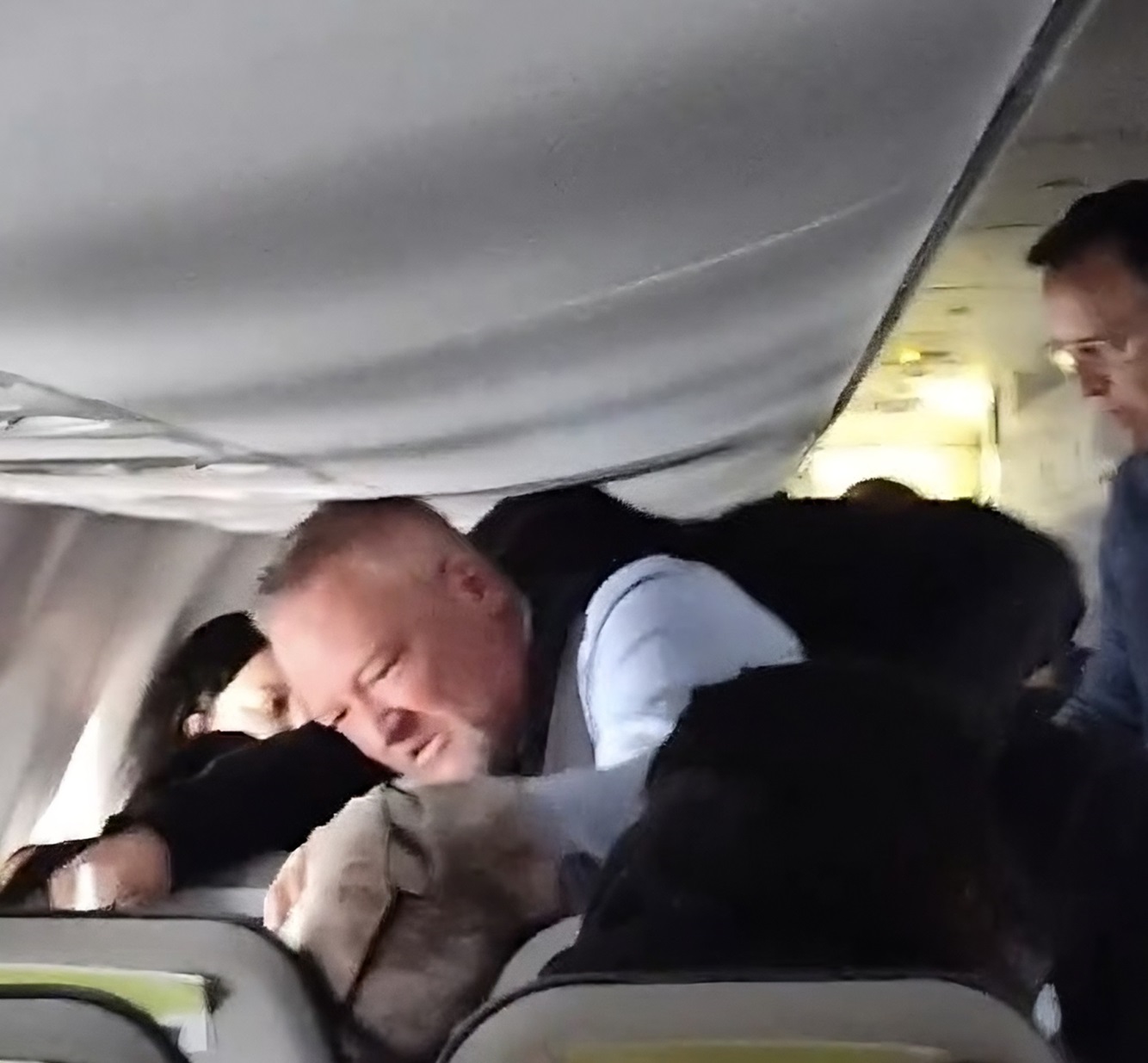 ‘I Was Afraid He’d Pull My Hair Out’ – Flight Attendant’s Throat Punch Ends Alaska Airlines Flight 2221 Crisis