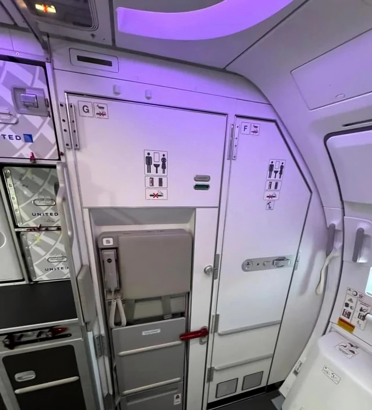 ‘Flight Attendant Jumpseat Attached To The Lavatory’ – How Extra Seats On United’s A321neos Cramp Crew Safety & Passenger Comfort