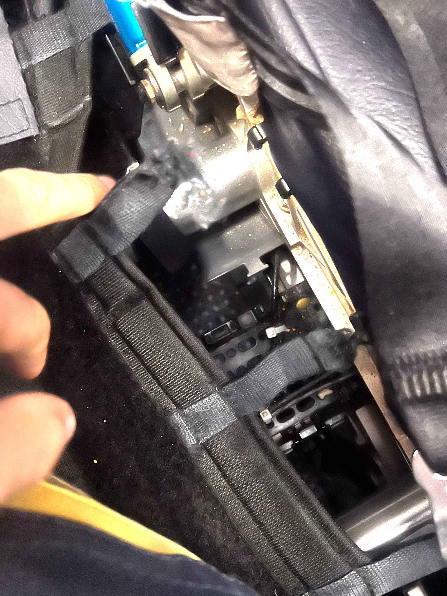 ‘Survive Until We Get There’: American Airlines Response After Passenger Gets Metal Pipe for a Seat [Roundup]