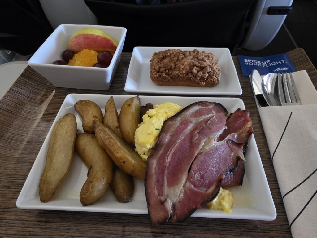 Alaska Airlines Food Mystery: Why Do Their Meals Taste Better—Despite Spending Less Than United And Delta? – View from the Wing