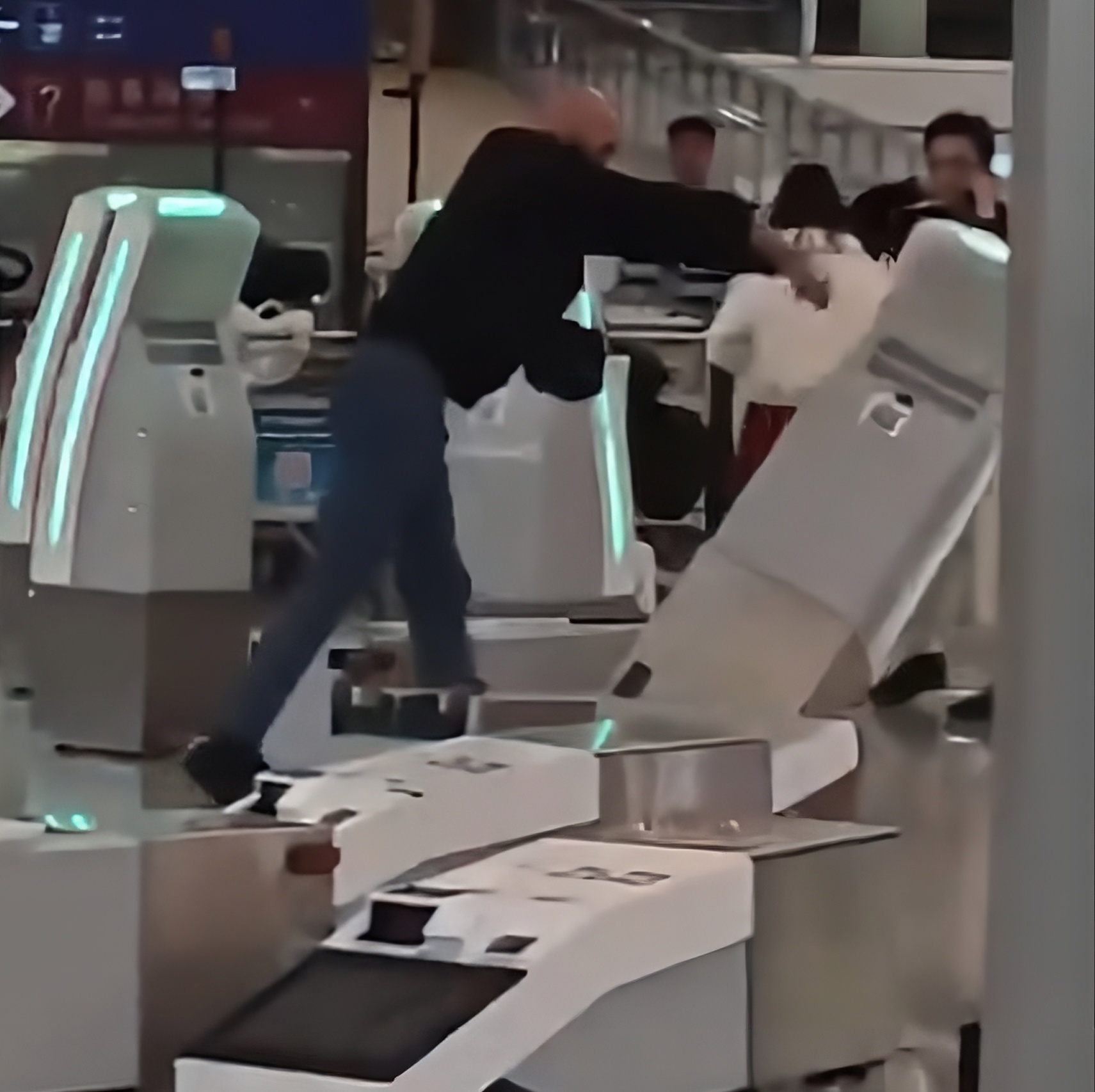 British Passenger Destroys Airport Kiosks Over Viagra Possession Incident