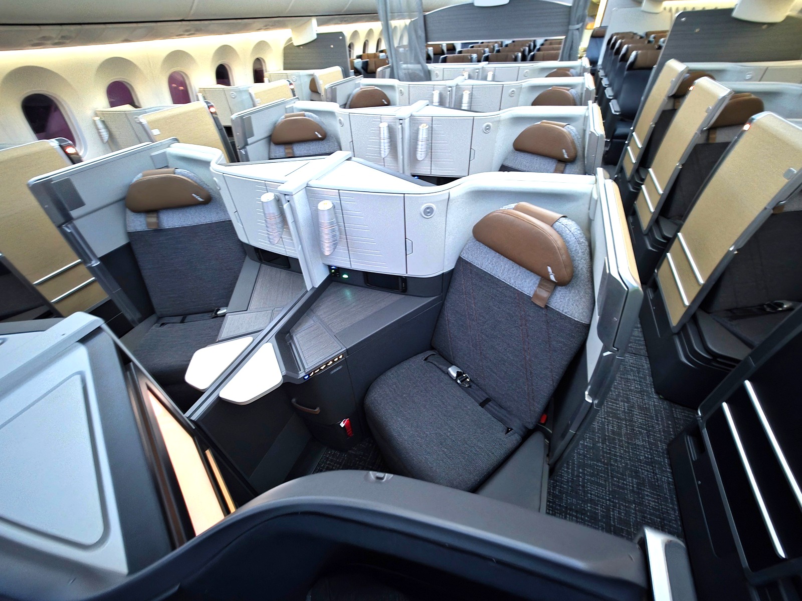 American Airlines Gives New Business Accounts 10,000 Miles — Stacks With 75,000 Mile Card Offer - View from the Wing