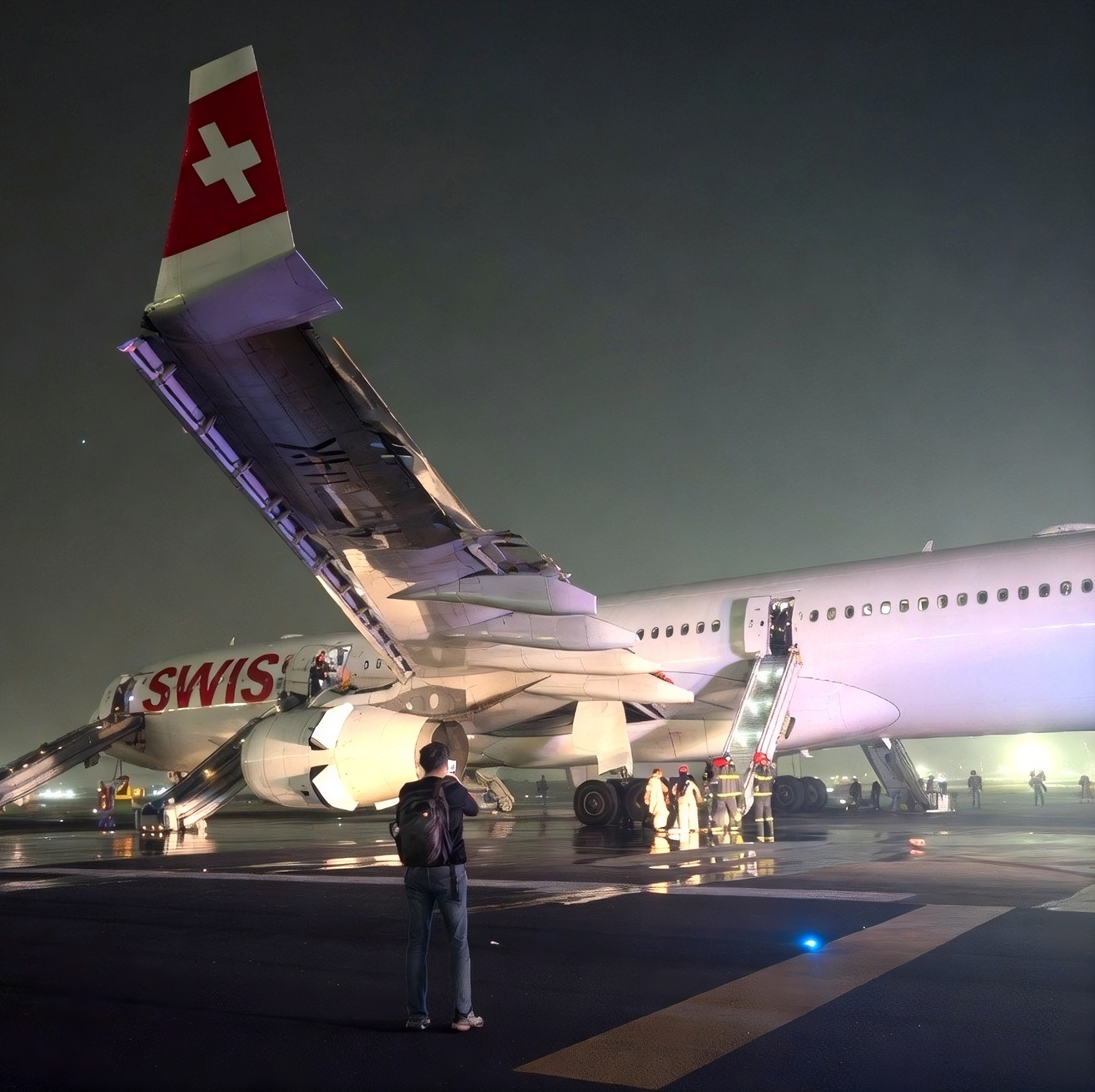 Passengers Take Selfies, Evacuate Swiss Flight With Bags In Hand After Engine Failure