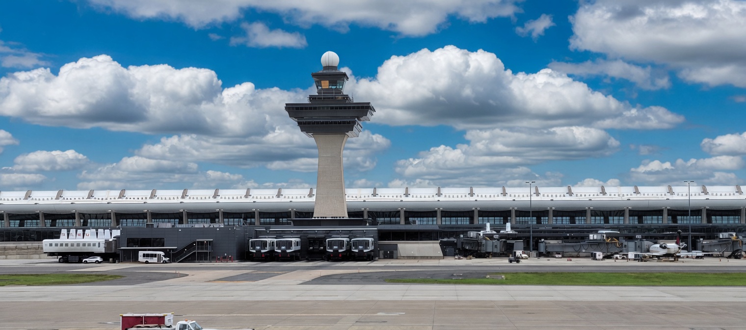 TravelWireDaily — Dulles Airport Could Finally Kill Its Mobile Lounges — But The Rebuild Plan Now Costs $22 Billion