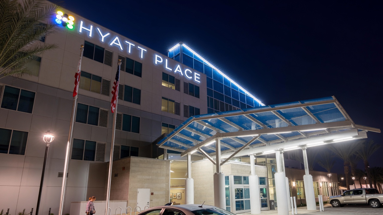 Hyatt Place LAX Could Become A Data Center, As Rooms For Chips Now More Valuable Than People [Roundup] - View from the Wing